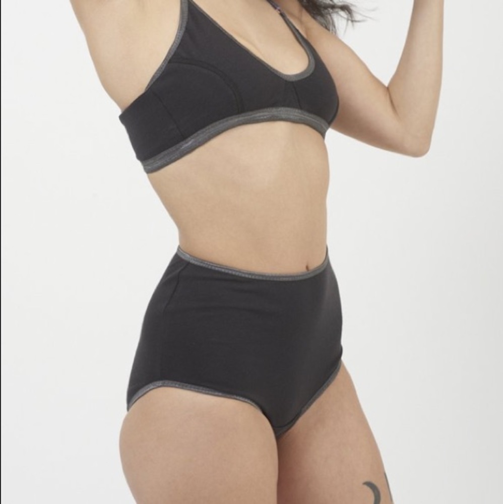 Brook There organic cotton undies black M